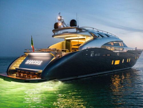 Luxury Yacht Rental Miami Beach Archives - Water Fantaseas